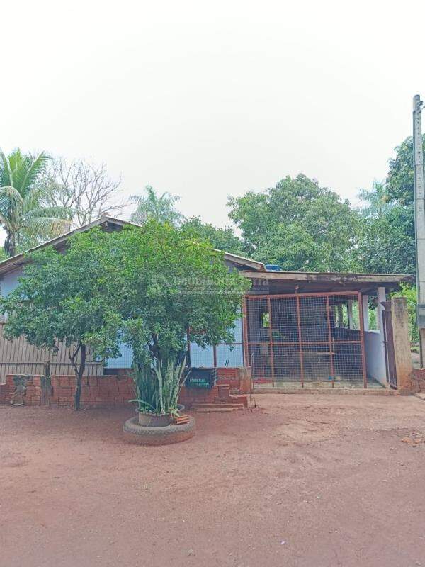 Casa com 3 quartos sendo 1 suíte no CHACARA BELA VISTA em Dourados/MS