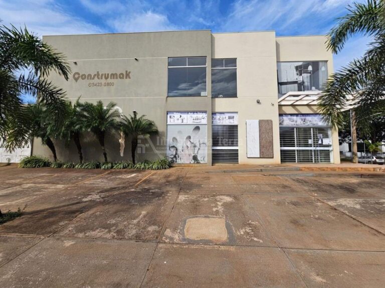Barracão no Centro em Dourados/MS