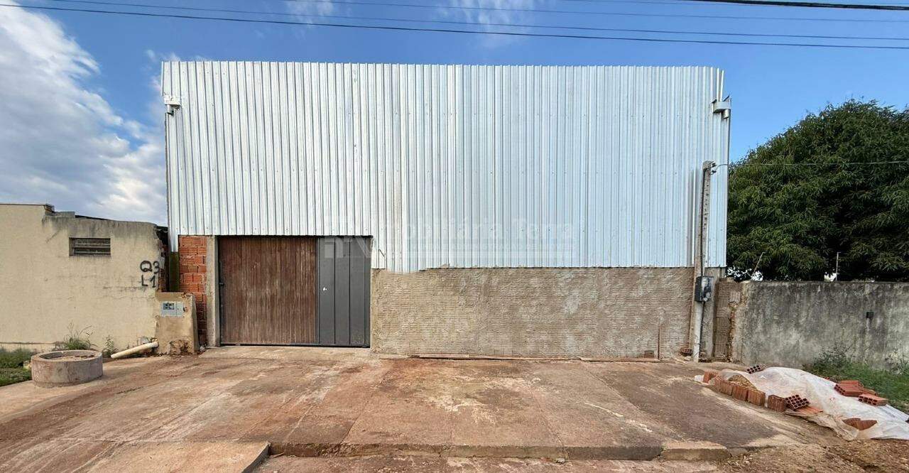 Barracão no Bnh IV Plano em Dourados/MS — foto 1