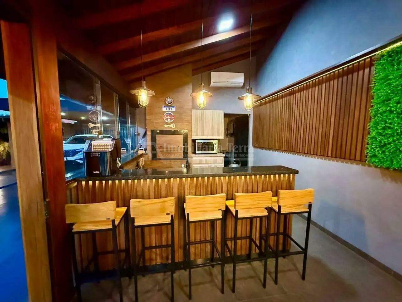 Casa com 4 quartos sendo 1 suíte no Parque Alvorada em Dourados/MS — foto 4