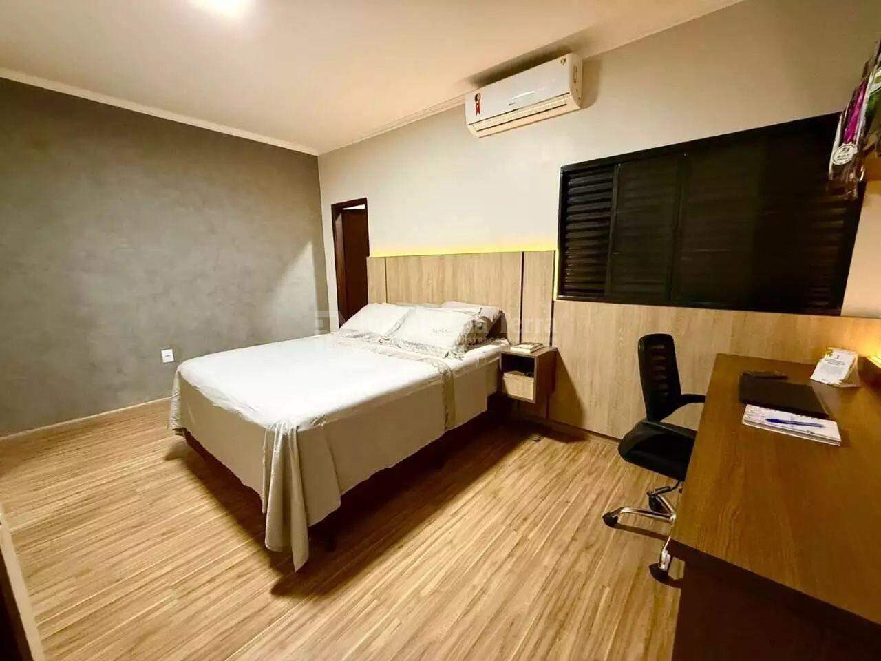 Casa com 4 quartos sendo 1 suíte no Parque Alvorada em Dourados/MS — foto 17
