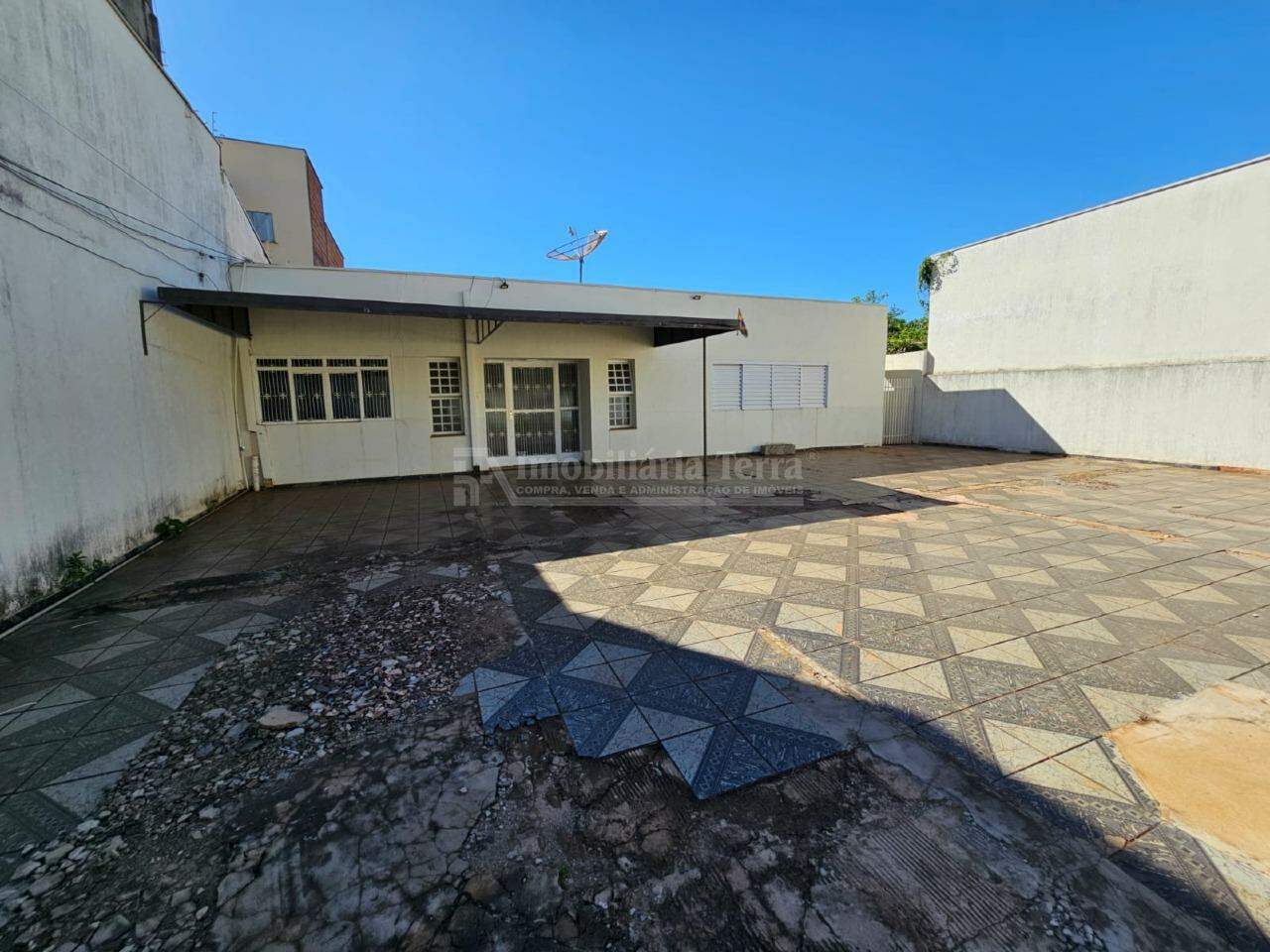 Casa com 4 quartos sendo 2 suítes no Jardim América em Dourados/MS — foto 2