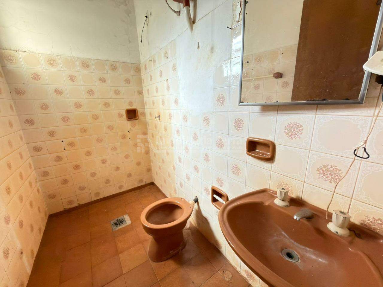 Casa com 3 quartos sendo 1 suíte no Jardim Água Boa em Dourados/MS — foto 10