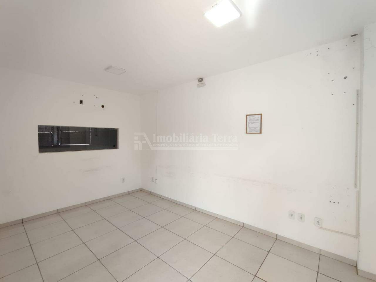 Barracão no Chácara Califórnia em Dourados/MS — foto 10