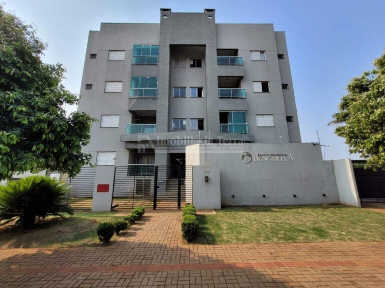 Apartamento com 2 quartos sendo 1 suíte no Jardim Universitário em Dourados/MS
