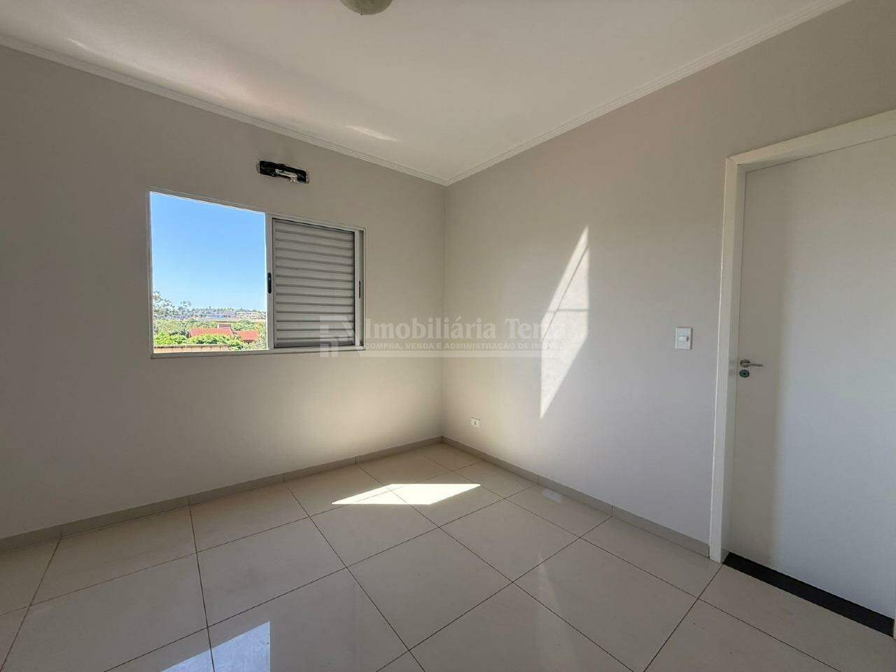 Apartamento com 2 quartos sendo 1 suíte no Jardim Universitário em Dourados/MS — foto 7