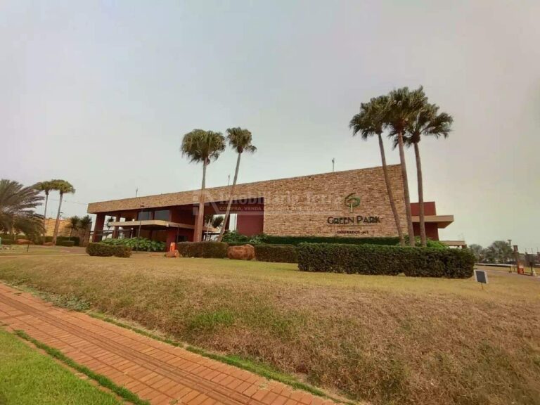 Terreno/Lote no Green Park Residence Resort em Dourados/MS