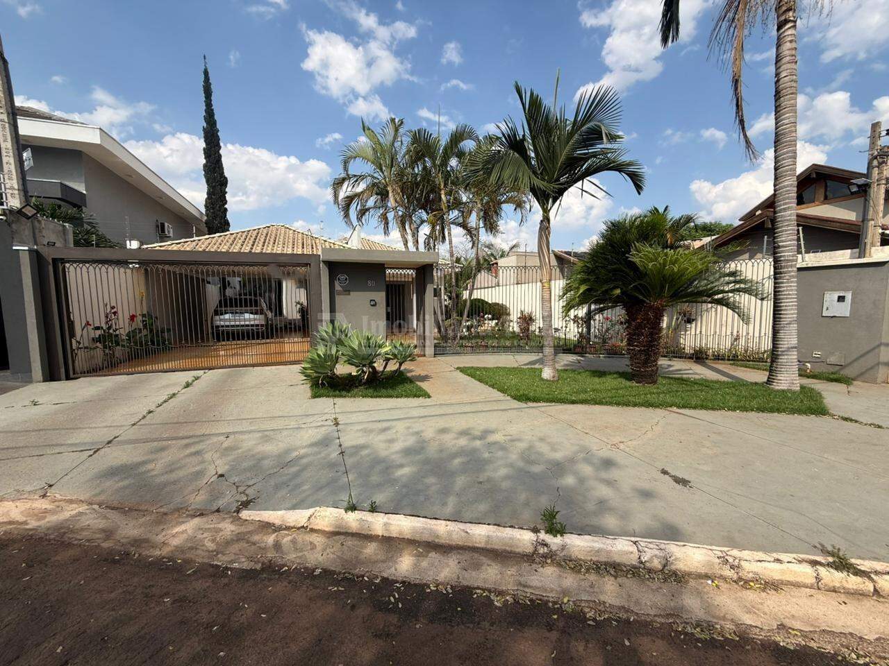 Casa com 3 quartos sendo 3 suítes no Jardim Mônaco em Dourados/MS — foto 2