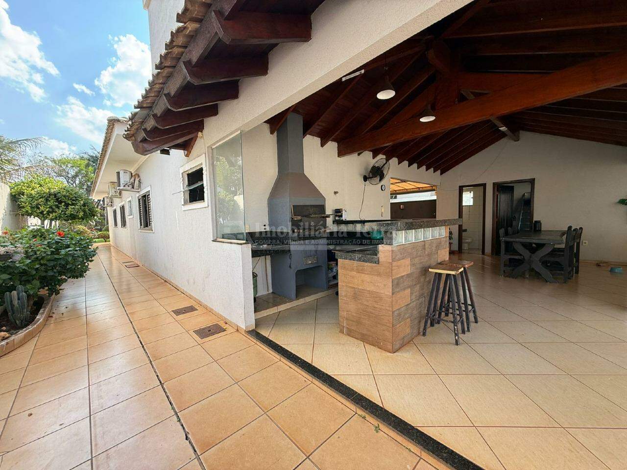 Casa com 3 quartos sendo 3 suítes no Jardim Mônaco em Dourados/MS — foto 22