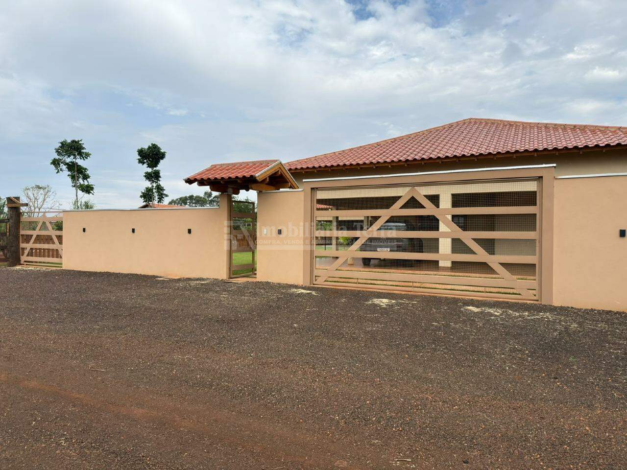 Rural com 3 quartos sendo 2 suítes no Indápolis em Dourados/MS — foto 1