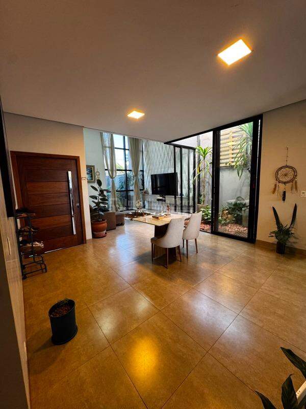 Casa com 2 quartos sendo 1 suíte no Parque Alvorada em Dourados/MS — foto 3