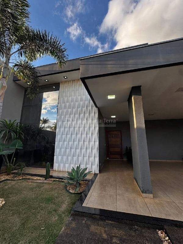 Casa com 2 quartos sendo 1 suíte no Parque Alvorada em Dourados/MS