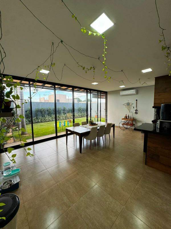Casa com 2 quartos sendo 1 suíte no Parque Alvorada em Dourados/MS — foto 9