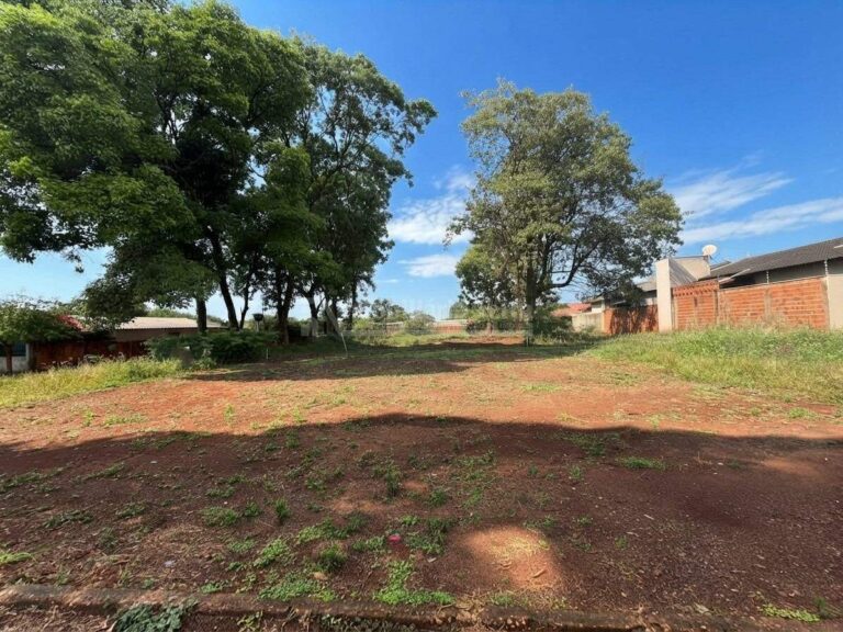 Terreno/Lote no Vila Ubiratan em Dourados/MS