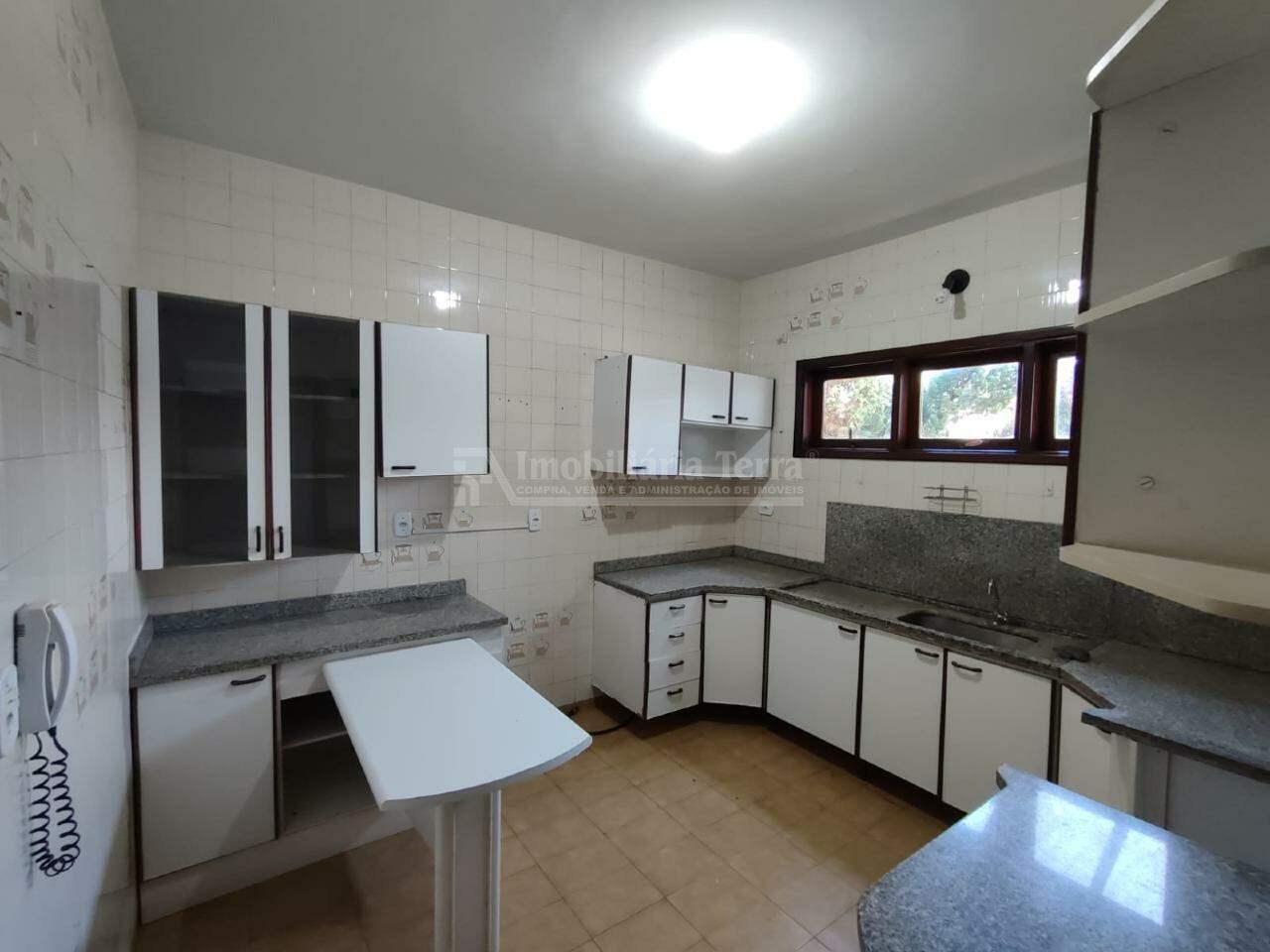Casa com 5 quartos sendo 2 suítes no Portal de Dourados em Dourados/MS — foto 5
