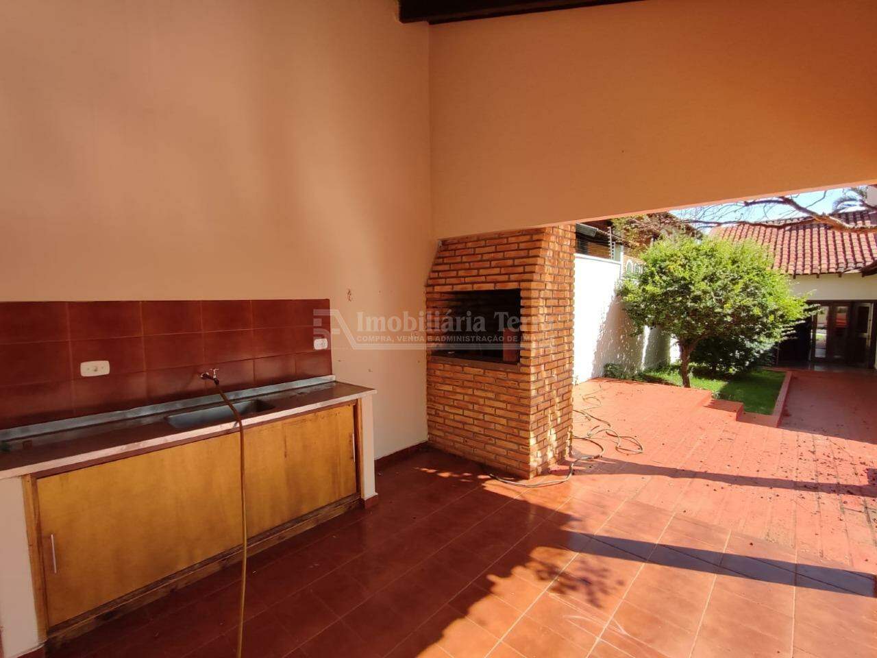Casa com 5 quartos sendo 2 suítes no Portal de Dourados em Dourados/MS — foto 18