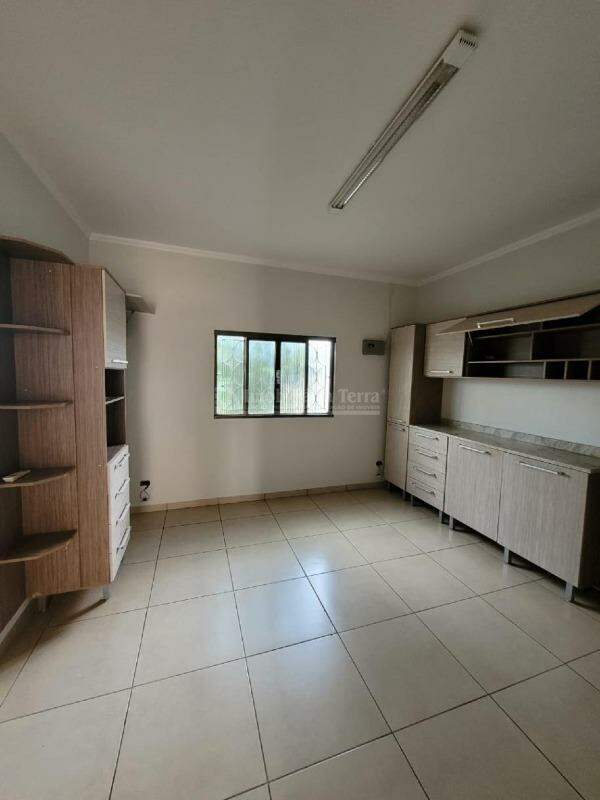 Casa com 3 quartos sendo 1 suíte no BNH III Plano em Dourados/MS — foto 4