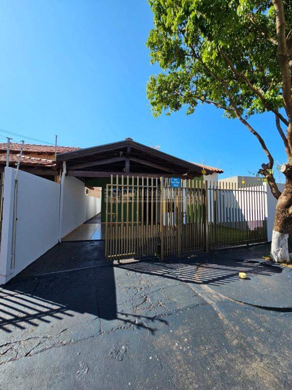 Casa com 3 quartos sendo 1 suíte no Parque Alvorada em Dourados/MS — foto 2