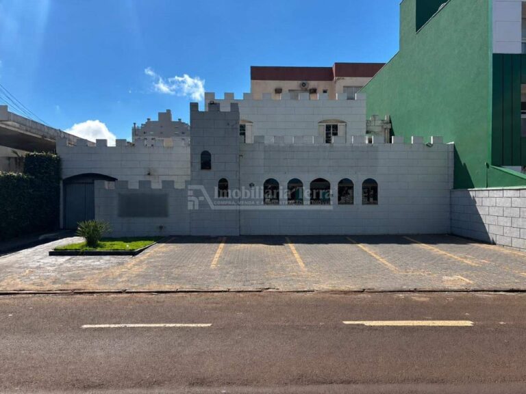 Casa com 2 quartos no Centro em Dourados/MS