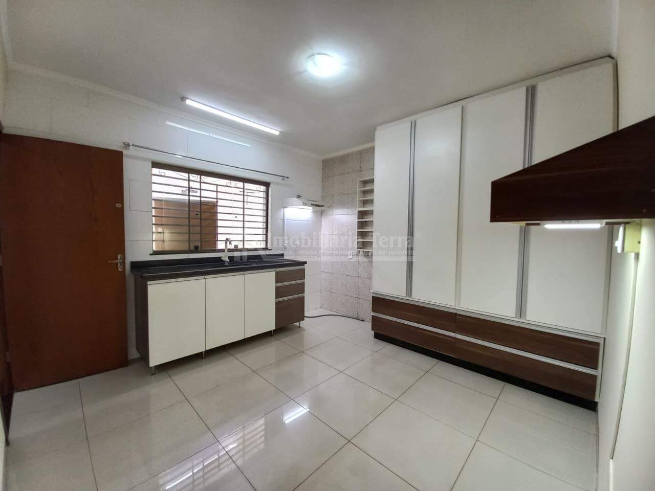 Casa com 3 quartos sendo 1 suíte no Santa Fé em Dourados/MS — foto 4
