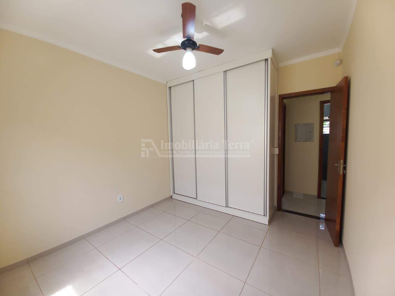 Casa com 3 quartos sendo 1 suíte no Santa Fé em Dourados/MS — foto 9