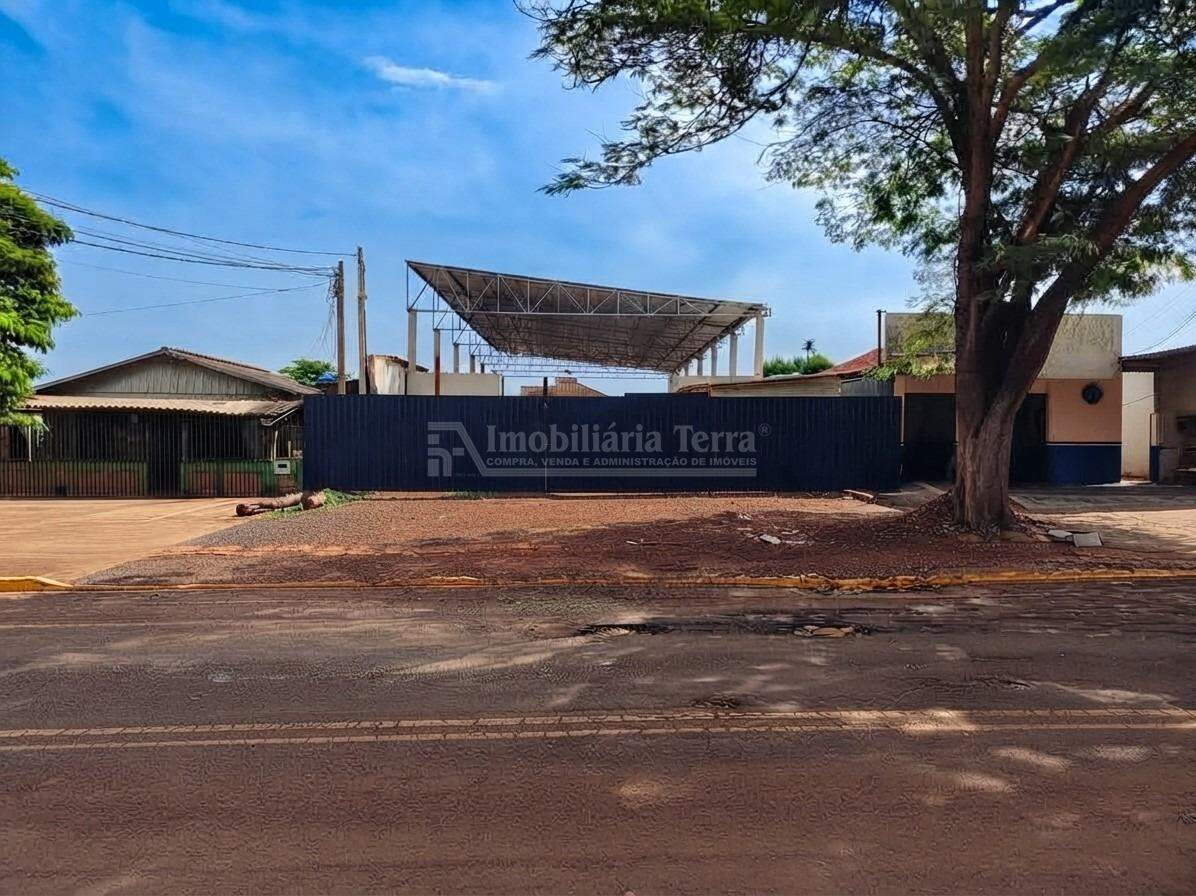 Barracão no Jardim Climax em Dourados/MS — foto 2