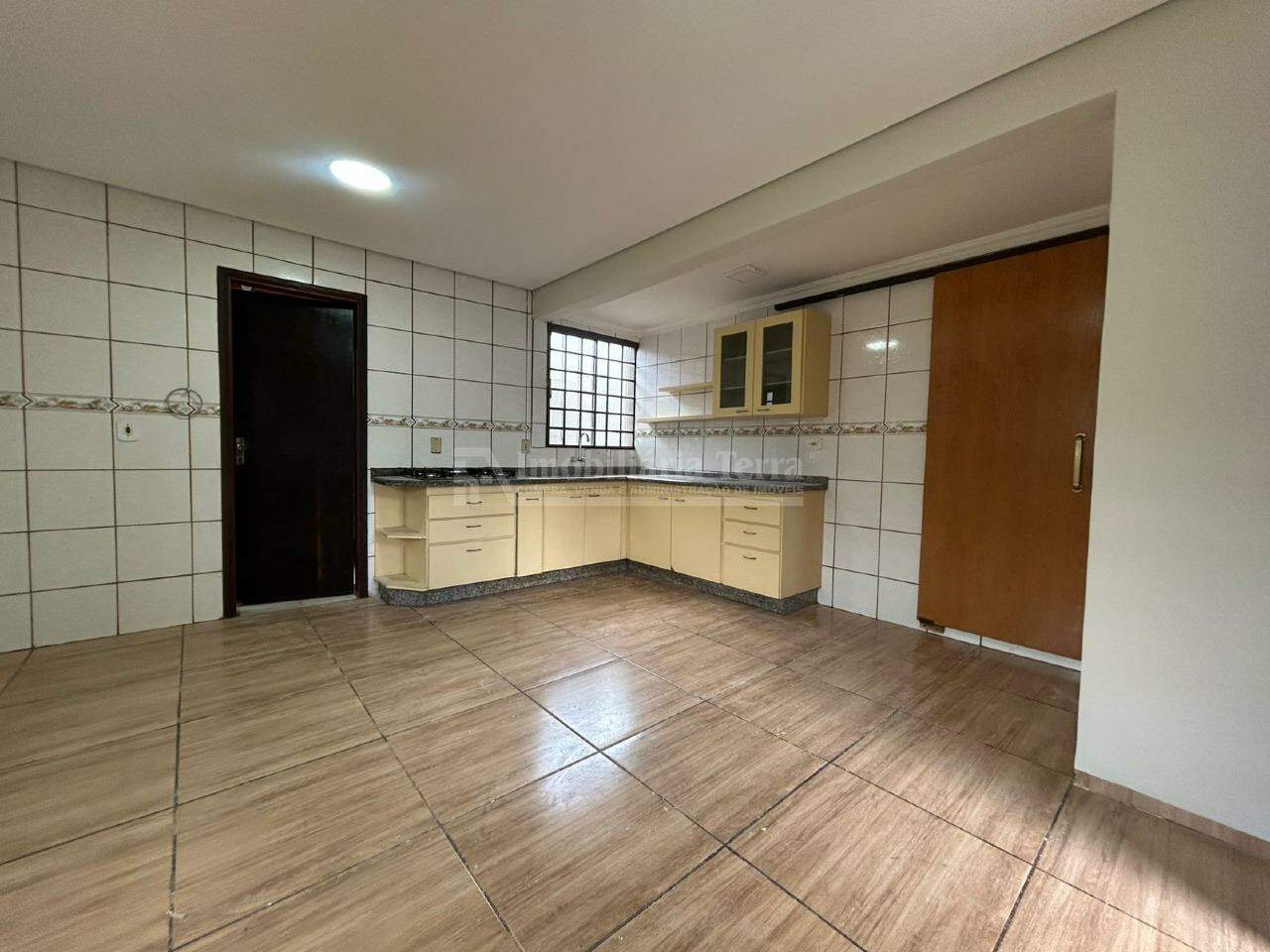 Casa no Jardim Água Boa, foto 3 de 15
