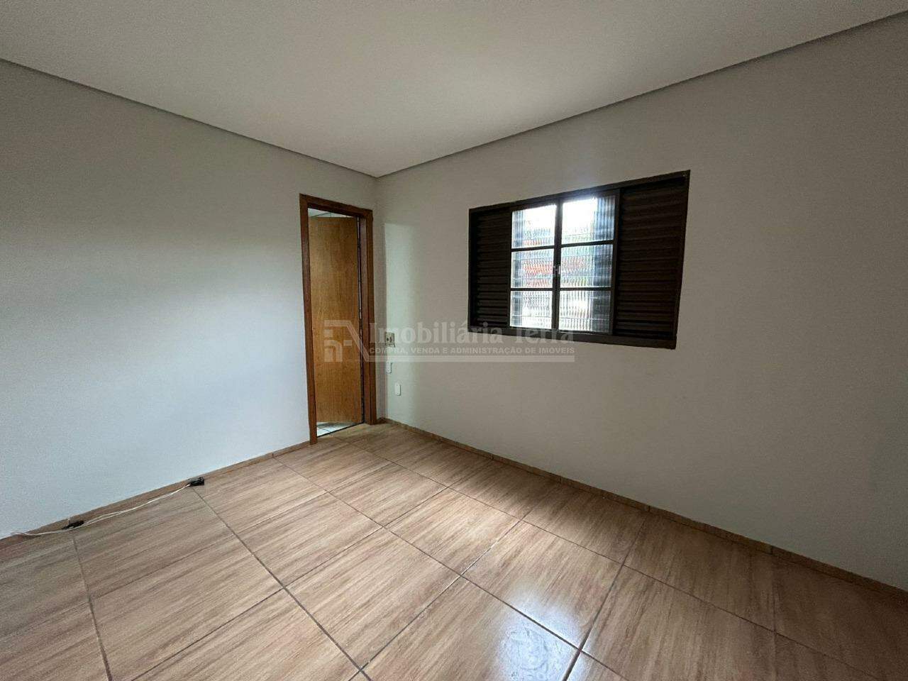Casa no Jardim Água Boa, foto 5 de 15