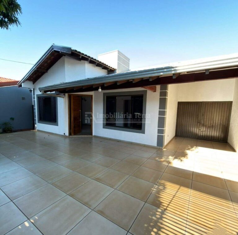 Casa com 3 quartos sendo 1 suíte no Parque Alvorada em Dourados/MS