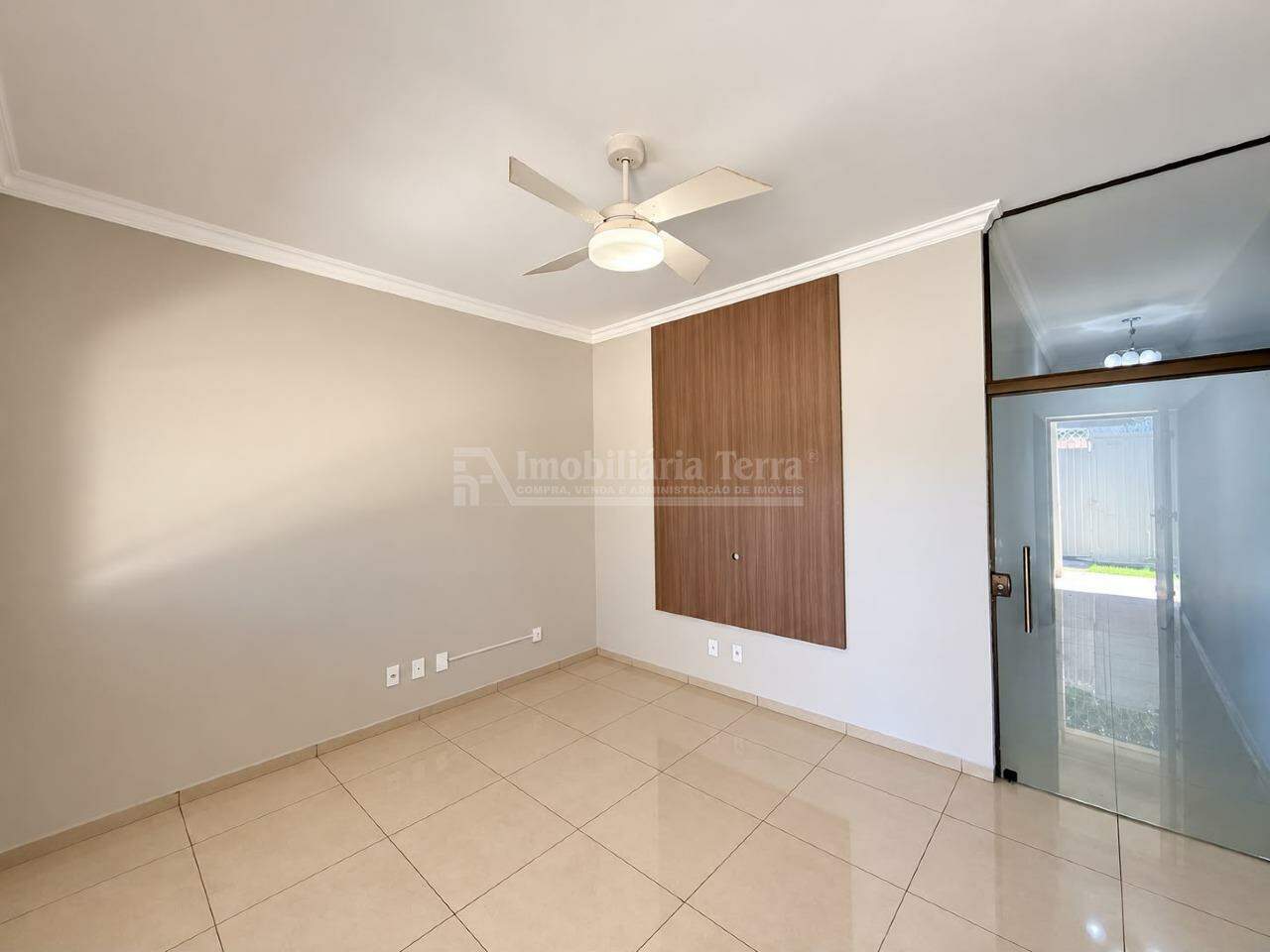Casa com 3 quartos sendo 1 suíte no Jardim Independência em Dourados/MS — foto 4