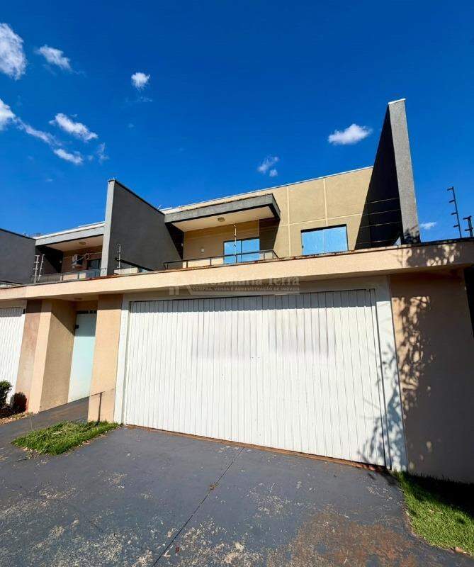 Casa com 3 quartos sendo 1 suíte no Parque Alvorada em Dourados/MS