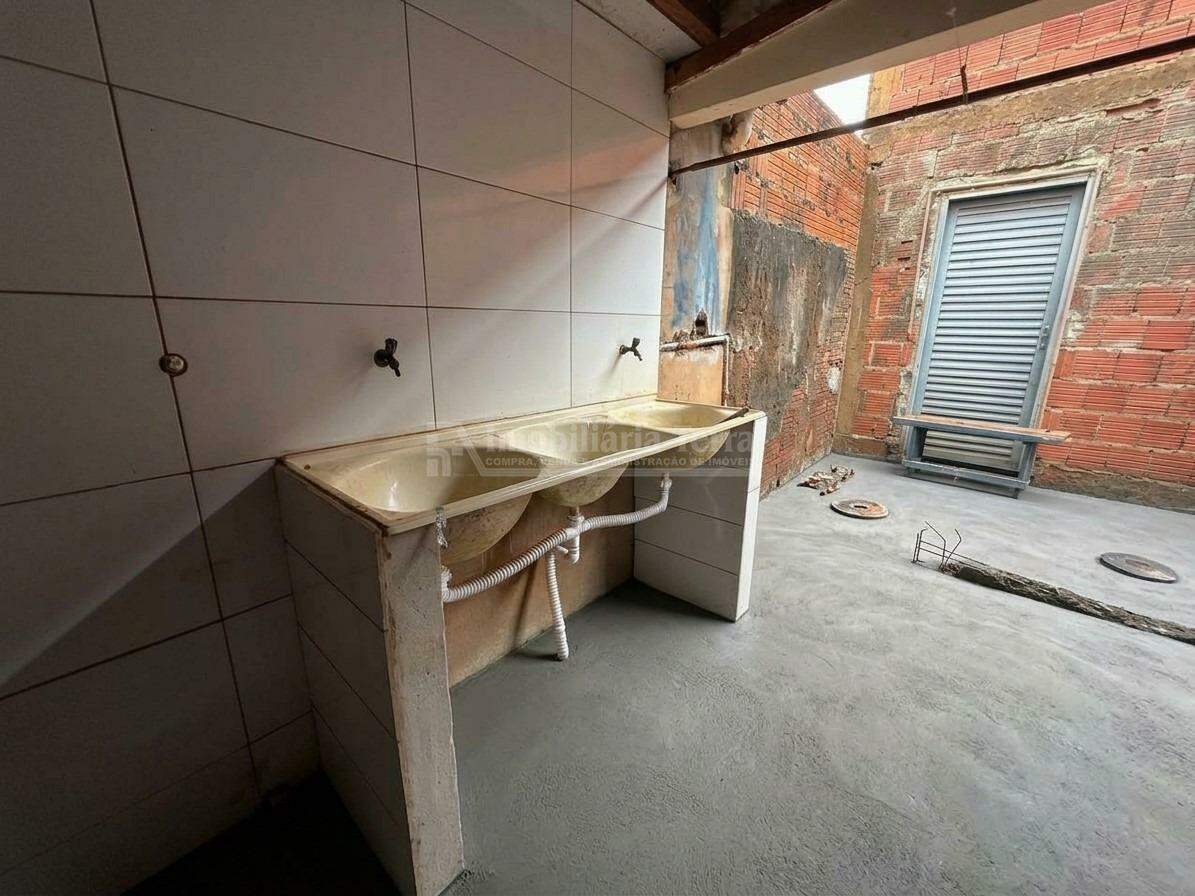 Casa com 3 quartos no Jardim Guaicurus em Dourados/MS — foto 9