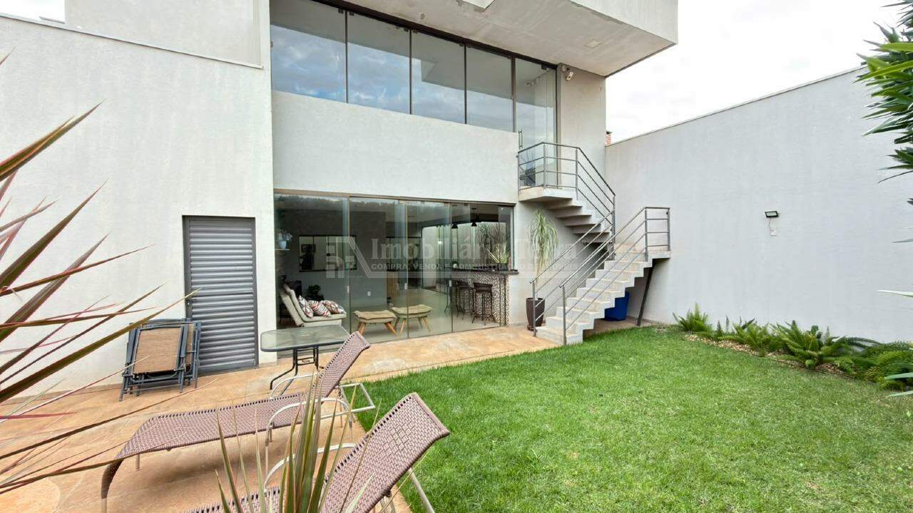 Casa com 4 quartos sendo 1 suíte no Parque Alvorada em Dourados/MS — foto 14