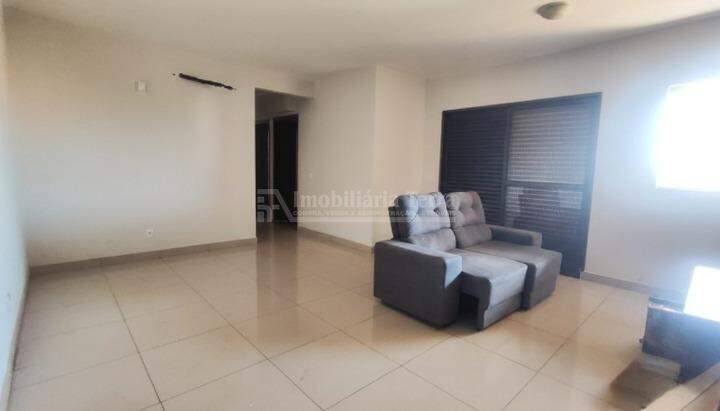 Apartamento com 3 quartos sendo 1 suíte no Jardim Tropical em Dourados/MS — foto 4