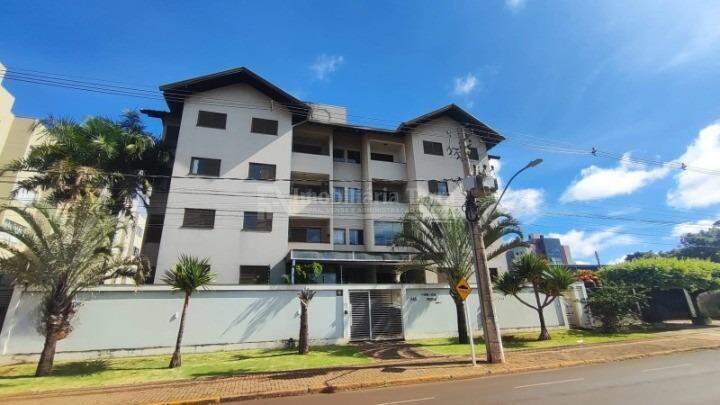 Apartamento com 3 quartos no Jardim Tropical em Dourados/MS