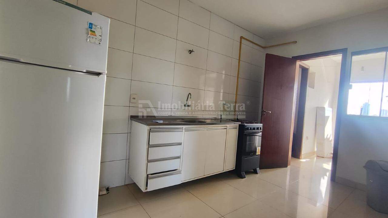 Apartamento com 3 quartos sendo 1 suíte no Jardim Tropical em Dourados/MS — foto 2