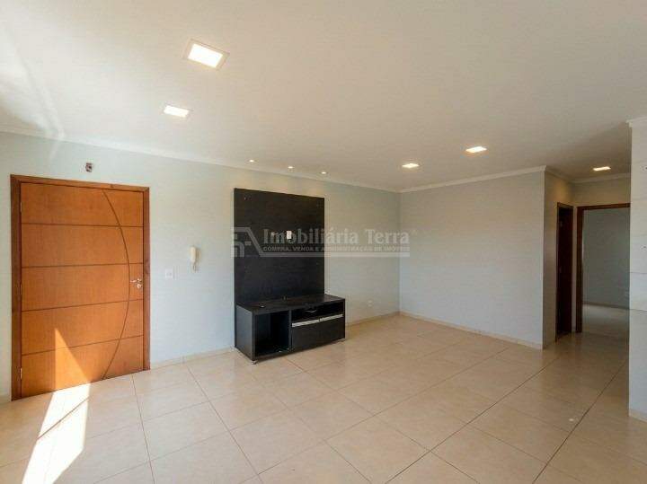 Apartamento com 2 quartos no Vila Planalto em Dourados/MS — foto 2
