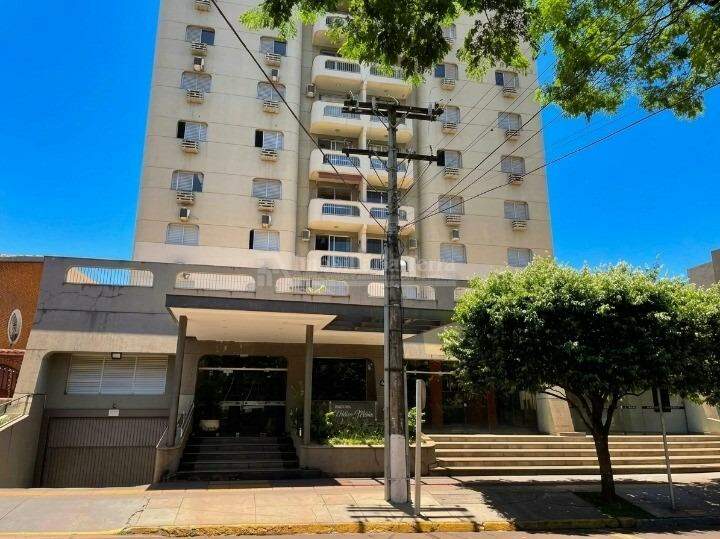 Apartamento com 3 quartos no Jardim América em Dourados/MS