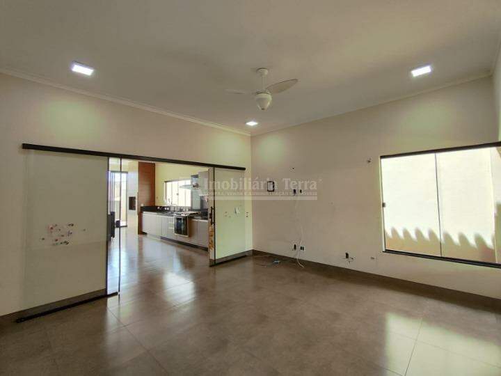 Casa com 3 quartos sendo 1 suíte no Jardim Cristhais em Dourados/MS — foto 6