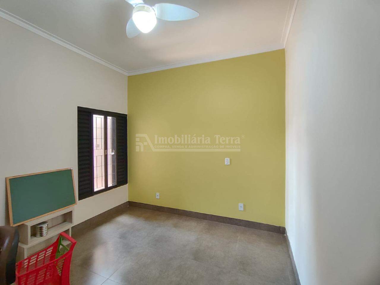 Casa com 3 quartos sendo 1 suíte no Jardim Cristhais em Dourados/MS — foto 9