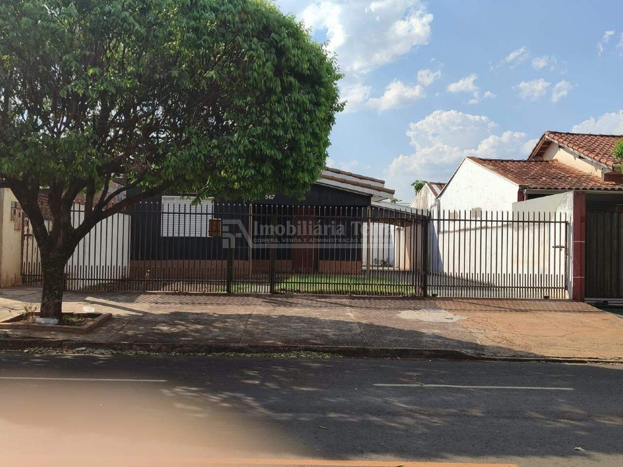 Casa com 2 quartos no Jardim São Pedro em Dourados/MS — foto 1