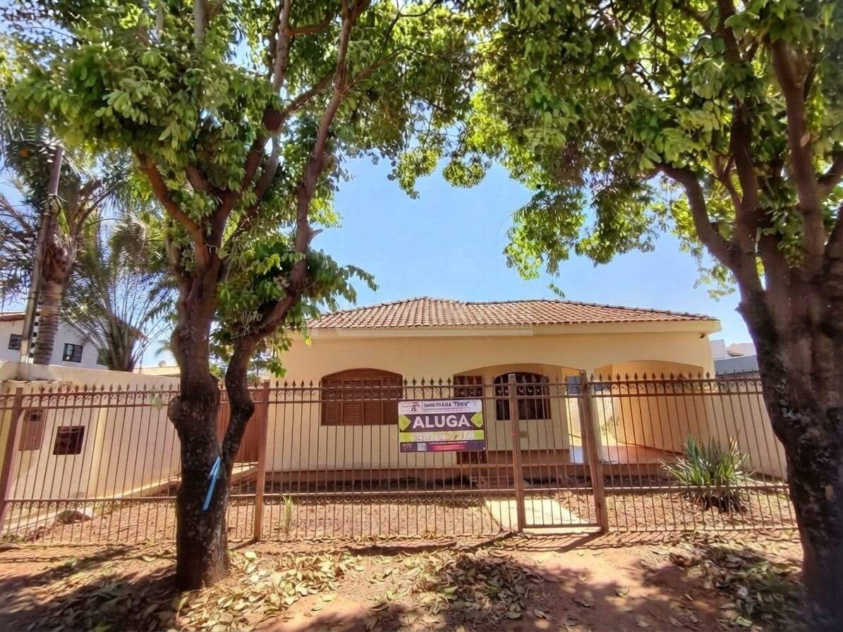Casa com 3 quartos sendo 1 suíte no Parque Alvorada em Dourados/MS — foto 1