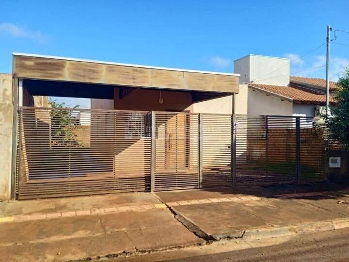 Casa com 2 quartos no Vival dos Ipês em Dourados/MS