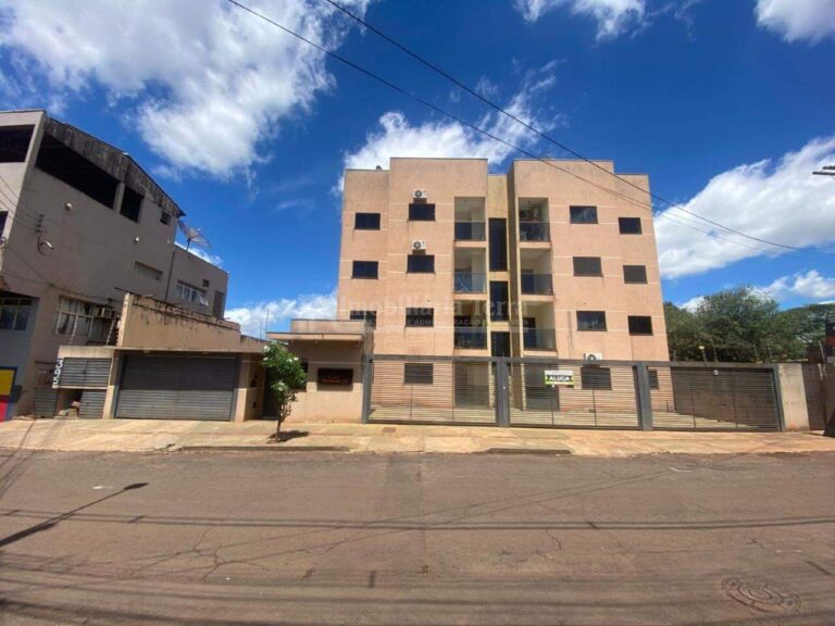 Apartamento com 2 quartos no Jardim Paulista em Dourados/MS