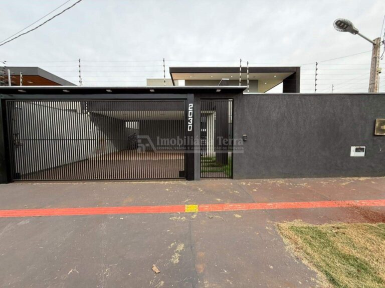 Casa com 3 quartos sendo 1 suíte no Alto da Boa Vista em Dourados/MS