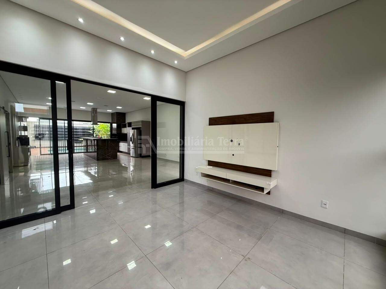 Casa com 3 quartos sendo 1 suíte no Alto da Boa Vista em Dourados/MS — foto 3