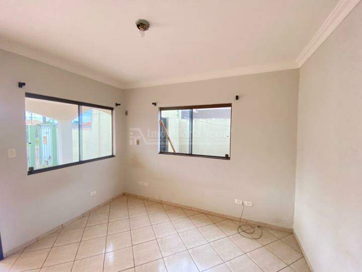 Casa com 5 quartos sendo 1 suíte no Vila São Francisco em Dourados/MS — foto 6