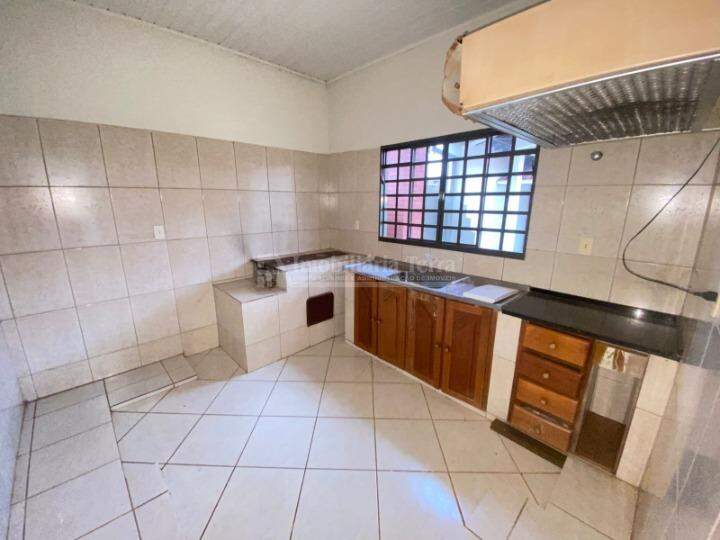 Casa com 5 quartos sendo 1 suíte no Vila São Francisco em Dourados/MS — foto 3