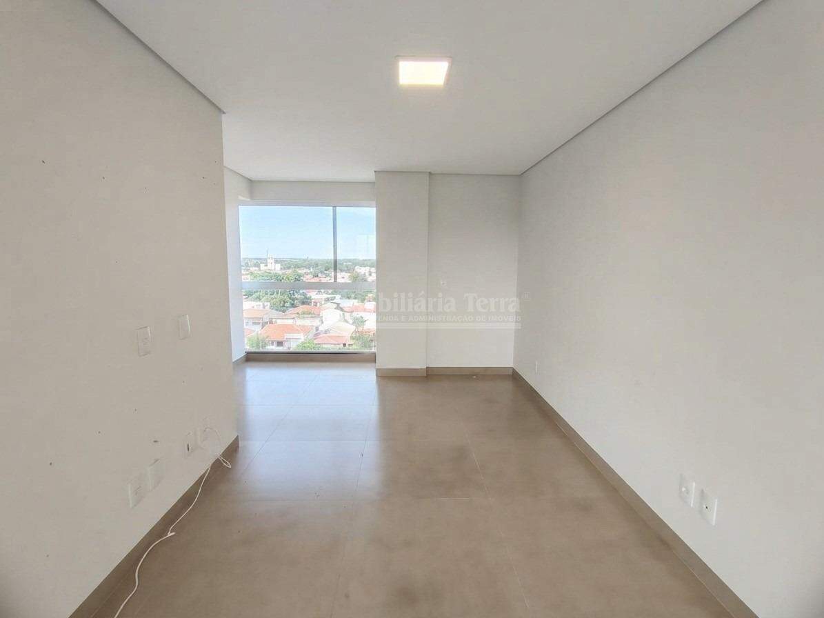 Apartamento na Vila Santana, foto 2 de 12