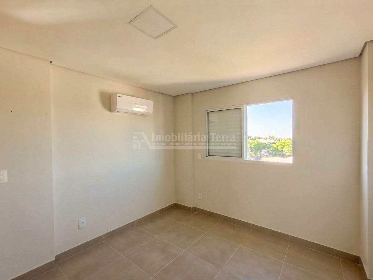 Apartamento na Vila Santana, foto 9 de 12